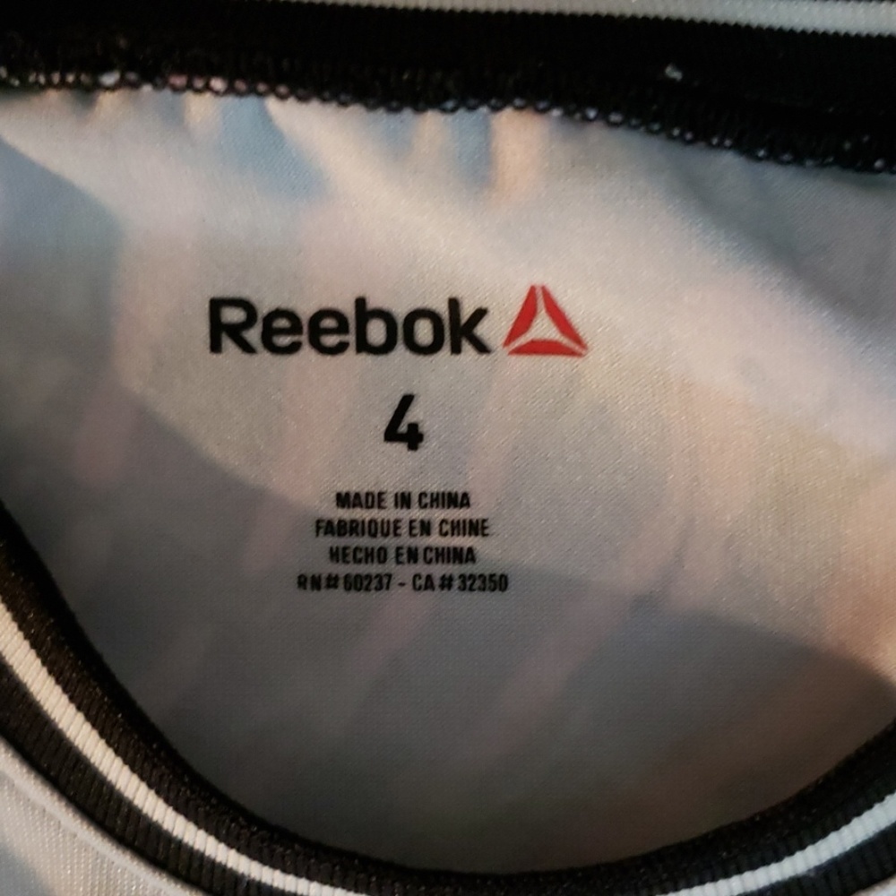 Reversible Active Tank - Picture 2 of 5